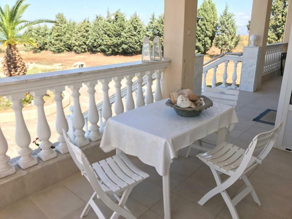 Villa Korais Luxury 3Br Apt With Sea View Солун Екстериор снимка